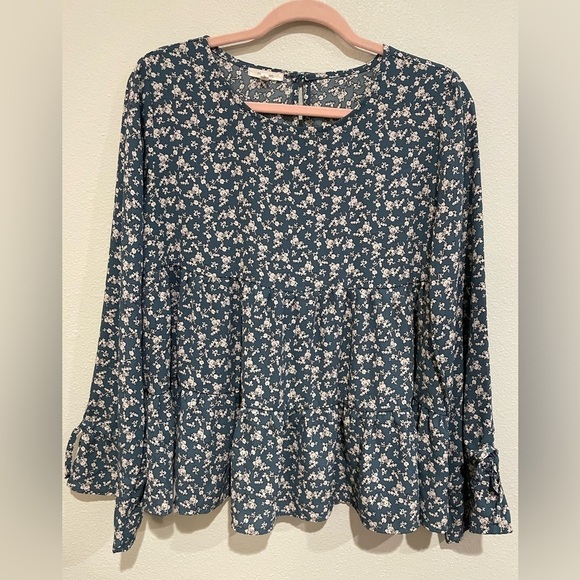 Maurices Tops - Maurices Smokey Teal Ditzy print blouse.  Size S